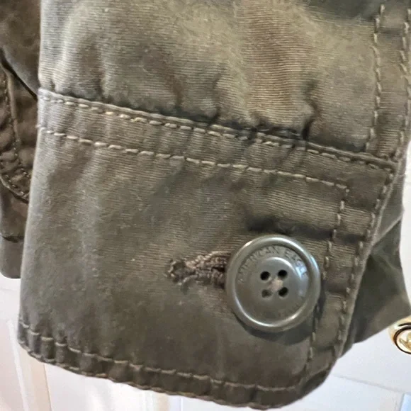 American Eagle Outfitters Olive/Army Green Jacket w/Fleece Hood Size M NWT - Picture 7 of 10